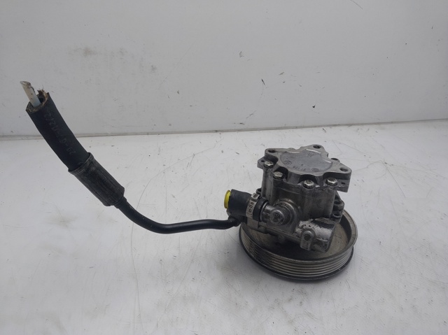 VAG 4B0145156P Bomba de dirección asistida  comprar en Ponferrada