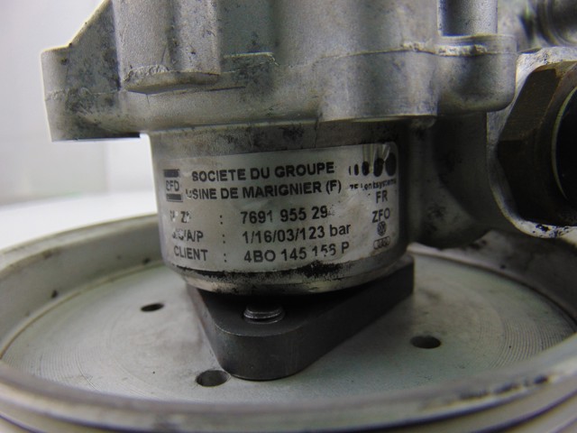 4B0145156P Bomba de dirección  en stock Castellón