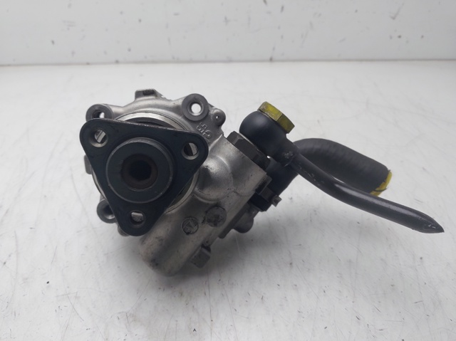 VAG 4B0145156P Bomba de dirección  en stock Valencia