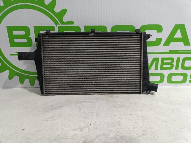 VAG 4B0145805F Intercooler  comprar en Murcia