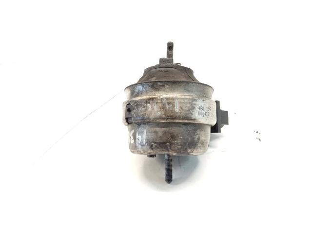 Soporte elástico, suspensión del motor, Izquierda / Derecha 4B0199379E VAG
