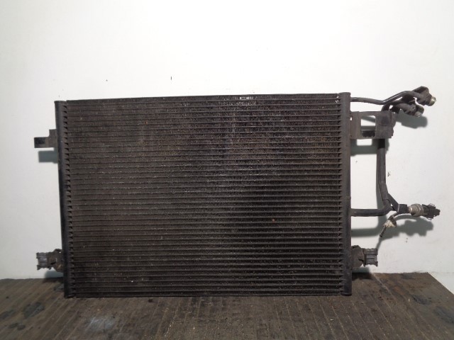 VAG 4B0260401F Condensador de aire acondicionado  comprar en Albacete
