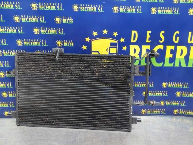 4B0260401R Condensador de aire acondicionado  disponible Utrera