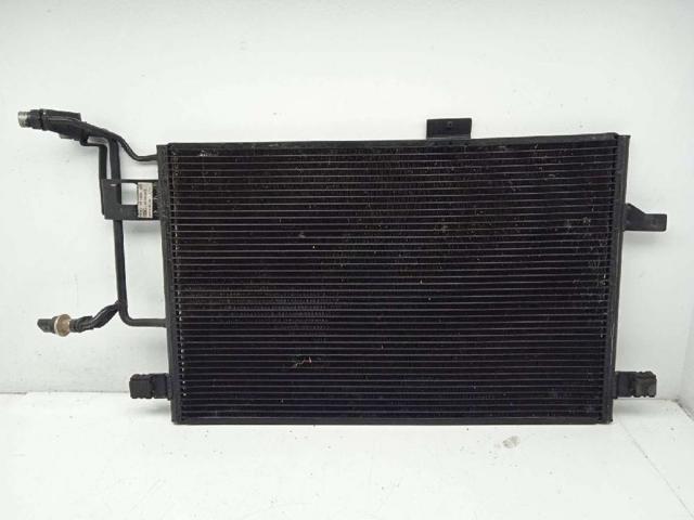 VAG 4B0260401R Condensador aire acondicionado  en stock Terrassa