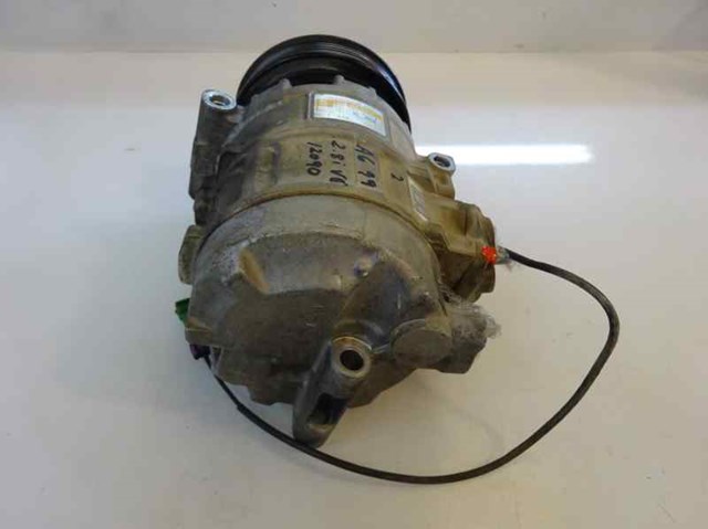 4B0260805 Compresor de aire acondicionado  disponible Utrera