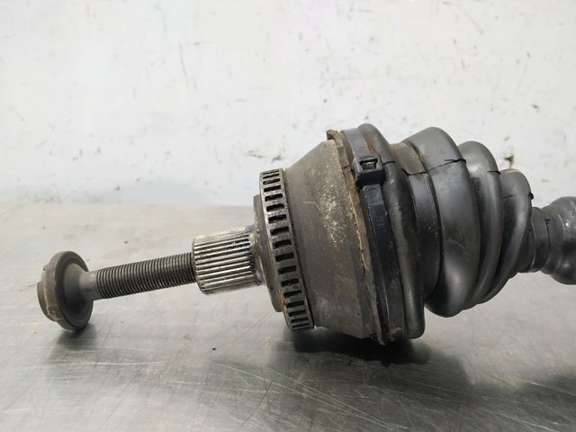 VAG 4B0407271AP Semieje delantero izquierdo  disponible Lugo