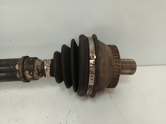 VAG 4B0407272C Semieje delantero derecho comprar Tarragona