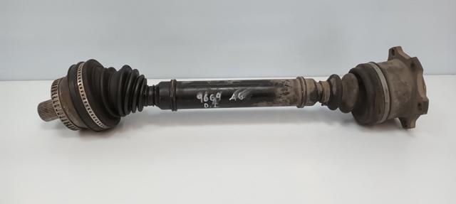 4B0407272F VAG Semieje delantero derecho  en stock Huelva