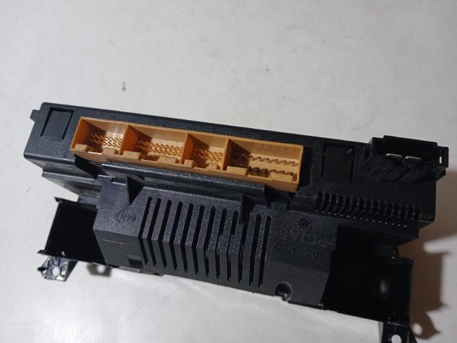 4B0820043F VAG Unidad de control aire acondicionado  en stock Córdoba