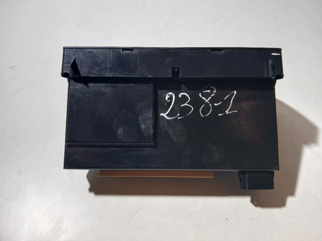 4B0820043F Unidad de control aire acondicionado  en stock Sabadell