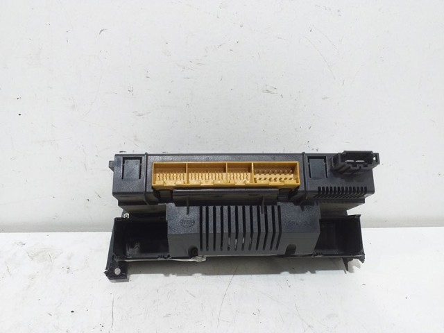 VAG 4B0820043H Unidad de control aire acondicionado comprar Barcelona