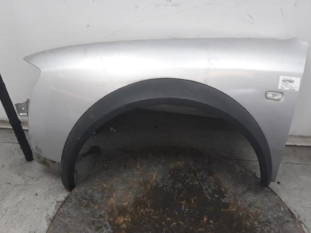 Aleta delantera izquierda 4B0821105A VAG