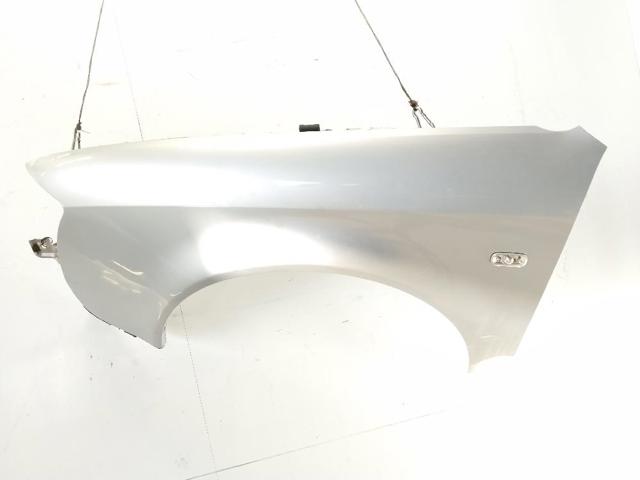 Aleta delantera izquierda 4B0821105B VAG