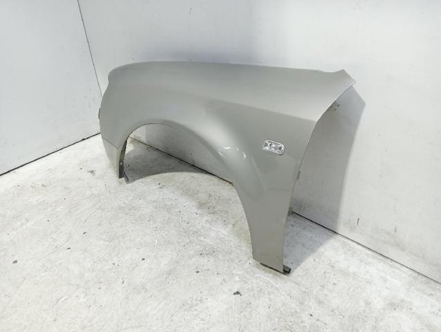 4B0821105B Aleta delantera izquierda comprar Almería