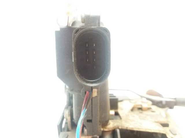 4B0839015G Cerradura de puerta trasera izquierda comprar Sevilla