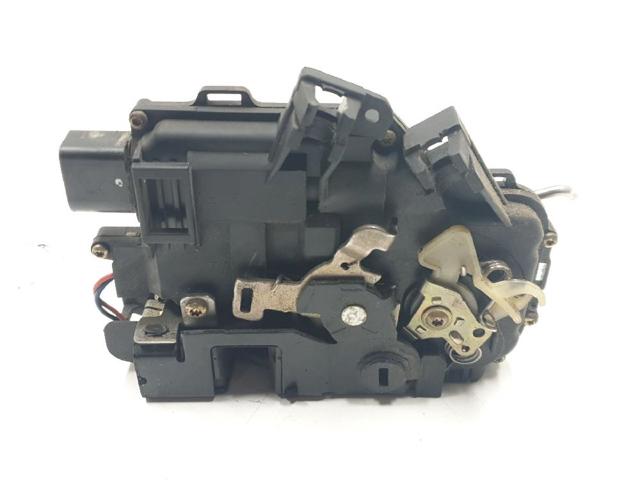 4B0839016G Cerradura de la puerta trasera derecha  comprar en Zaragoza