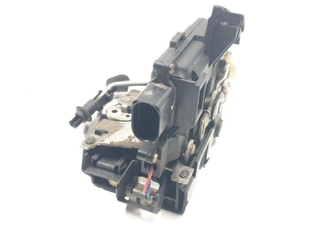 4B0839016G VAG Cerradura de la puerta trasera derecha  comprar en Jaén