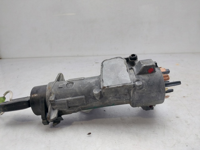 4B0905851 VAG Cerradura de encendido  comprar en Lleida