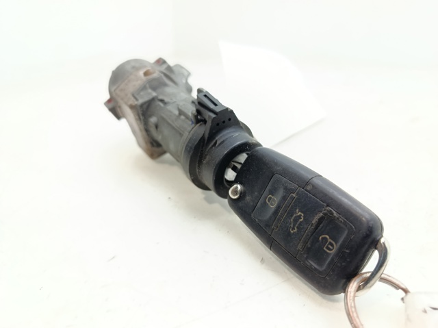 4B0905851Q VAG Cerradura de encendido  comprar en Jaén