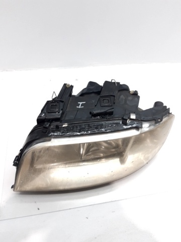 VAG 4B0941029R Faro izquierdo  comprar en Ponferrada