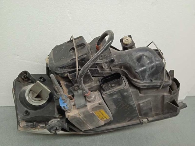 VAG 4B0941029R Faro izquierdo comprar Tarragona