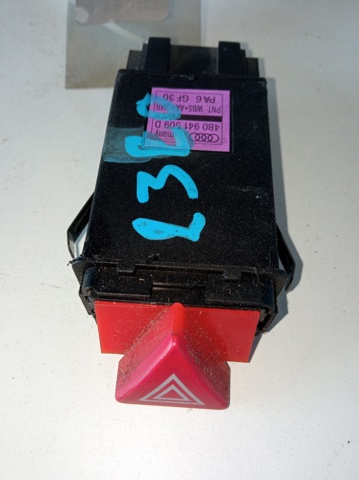 4B0941509D VAG Boton de luz de emergencía  en stock Gandía