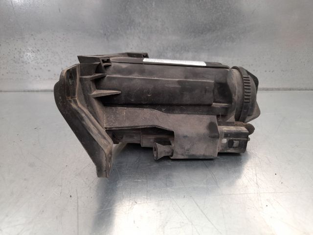 VAG 4B0941700 Faro antiniebla derecho  en stock Salamanca