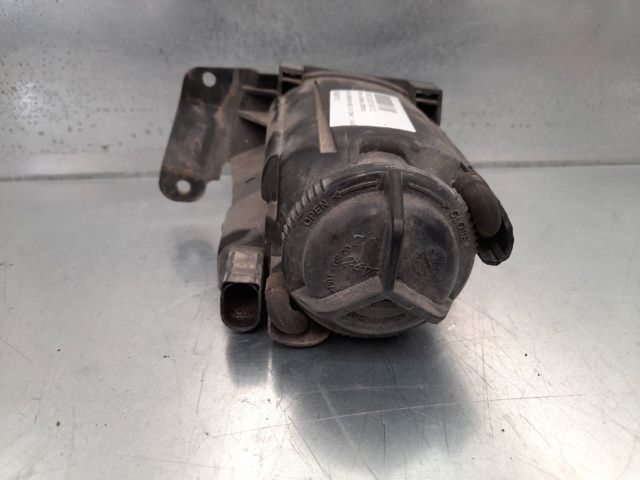 4B0941700 VAG Faro antiniebla derecho  comprar en Lleida