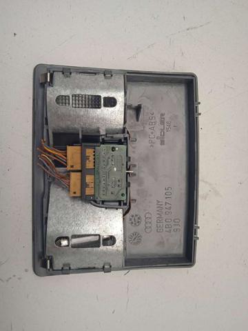 4B0947105 Luz de techo interior (cabina)  en stock Sabadell