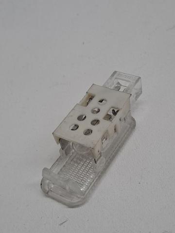 4B0947415A VAG Luz de cortesía del maletero comprar Alcalá