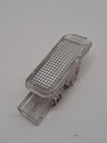 4B0947415A VAG Luz de cortesía del maletero  comprar en Lleida