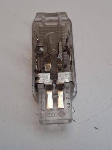 4B0947415A Luz de cortesía del maletero  comprar en Pontevedra