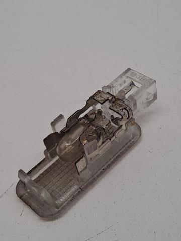 4B0947415A VAG Luz de cortesía del maletero  en stock Gandía