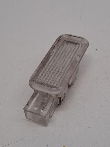 VAG 4B0947415A Luz de cortesía del maletero comprar Barcelona