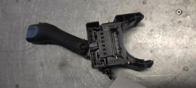 4B0953503E Conmutador derecho de la columna de dirección  comprar en Reus
