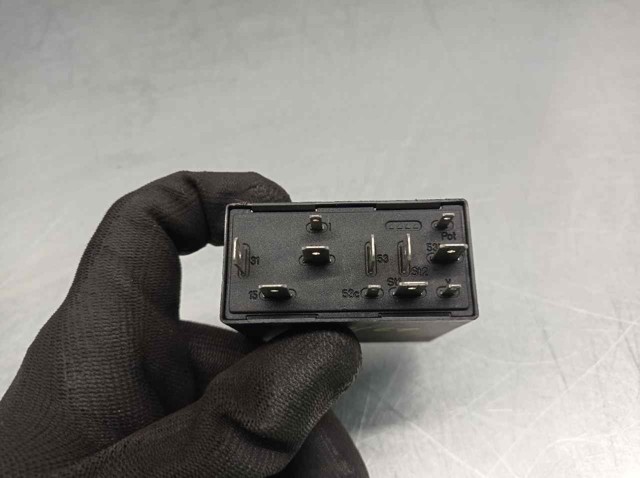 4B0955531A VAG Relé de intermitencia del limpiaparabrisas comprar Bilbao
