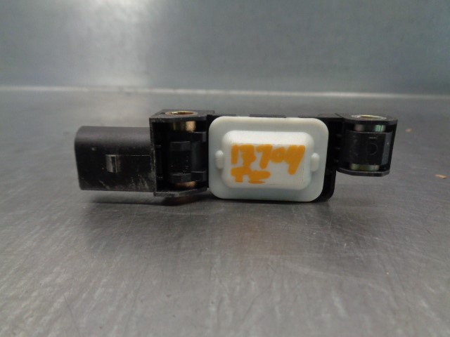 4B0959643E Sensor de airbag delantero  en stock Castellón