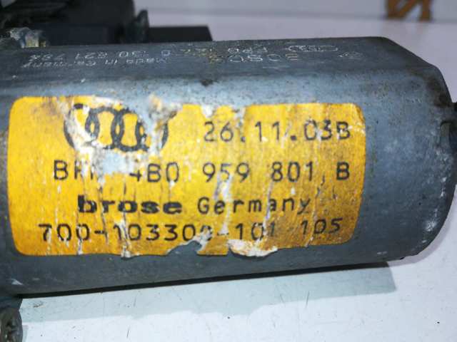 4B0959801B VAG Motor del elevalunas de la puerta trasera izquierda comprar Madrid