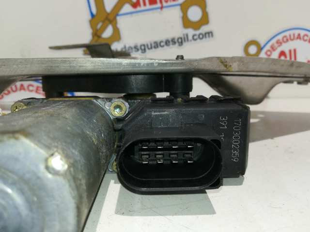 4B0959801B Motor del elevalunas de la puerta trasera izquierda  disponible Burgos