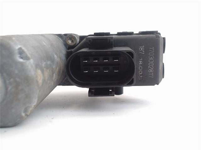 4B0959802B Motor del elevalunas de la puerta trasera derecha  comprar en Pontevedra