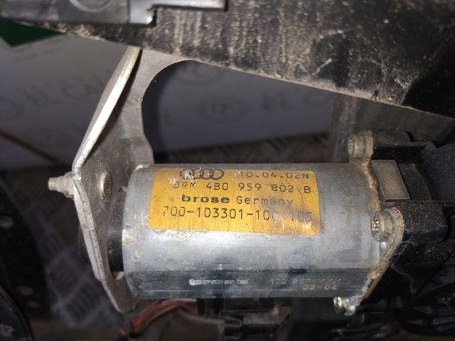 4B0959802B VAG Motor del elevalunas de la puerta trasera derecha  disponible Vigo