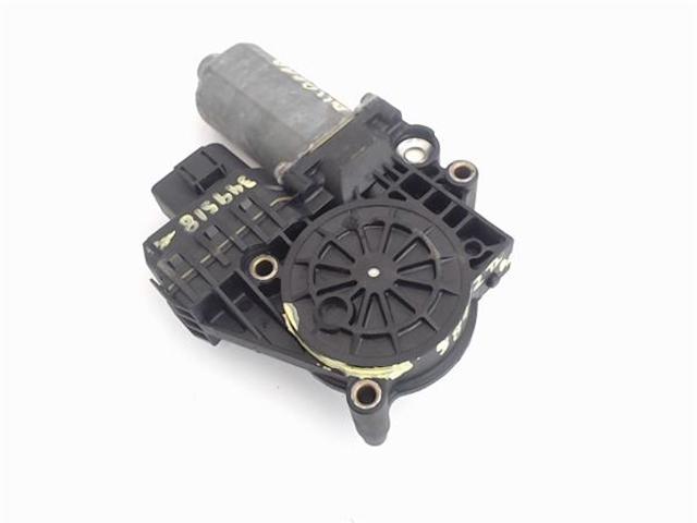 4B0959802B Motor del elevalunas de la puerta trasera derecha  disponible Málaga
