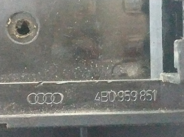 4B0959851 Interruptor de elevalunas delantera izquierda  en stock Castellón