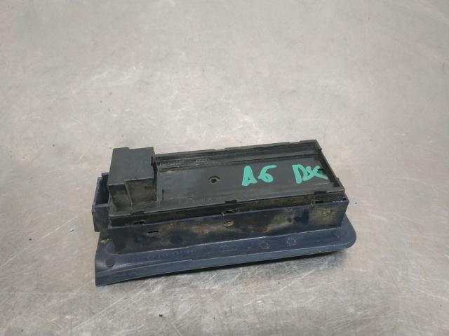 VAG 4B0959851 Interruptor de elevalunas delantera izquierda  en stock Terrassa