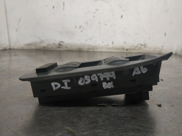 VAG 4B0959851 Interruptor de elevalunas delantera izquierda  en stock Terrassa