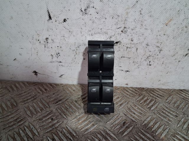 4B0959851B Interruptor de elevalunas delantera izquierda comprar Girona