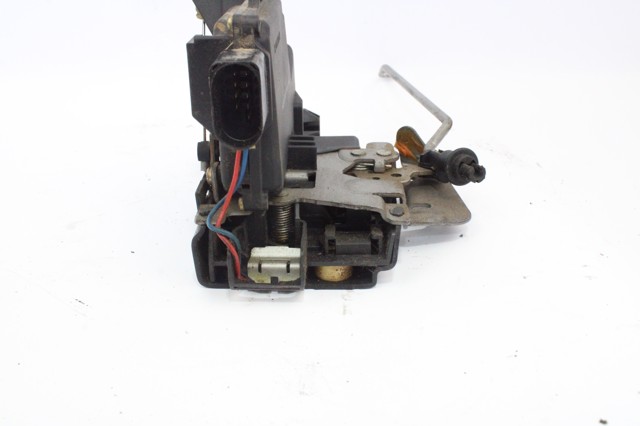 4B1837015B VAG Cerradura de puerta delantera izquierda  comprar en Jaén