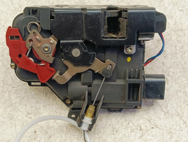 VAG 4B1837016E Cerradura de puerta delantera derecha  comprar en Ponferrada