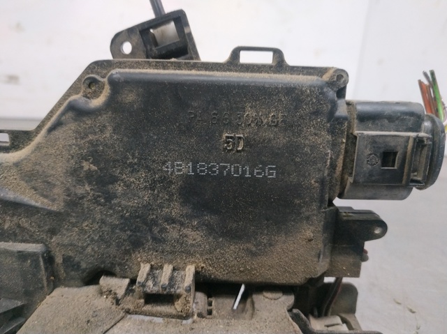 VAG 4B1837016G Cerradura de puerta delantera derecha  comprar en Murcia
