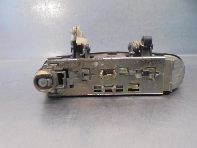 VAG 4B1837885 Soporte de manija exterior de puerta trasera izquierda  en stock Terrassa